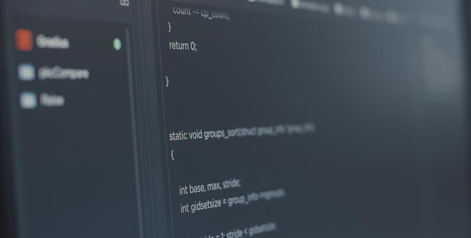 Moderne Energieinfrastruktur mit KI-gestützten Überwachungssystemen